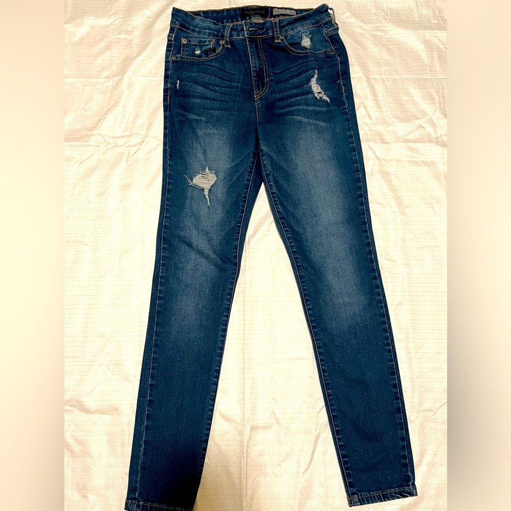 Aeropostale high waisted distressed jegging jeans